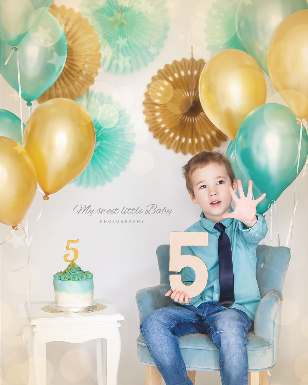 Diese 6 Überlegungen und Vorbereitungen sind für das Cake-Smash-Geburtstags-Shooting hilfreich (HOW-TO-DO) - Meisterfotografin Barbara Lachner - Barbara Lachner Blog-DIY Cake-Smash-Shooting, die Zweite. Das Geburtstagsshooting für meine Zwillinge zum 2. Geburtstag. Überlegungen, Vorbereitungen und Fotoshooting